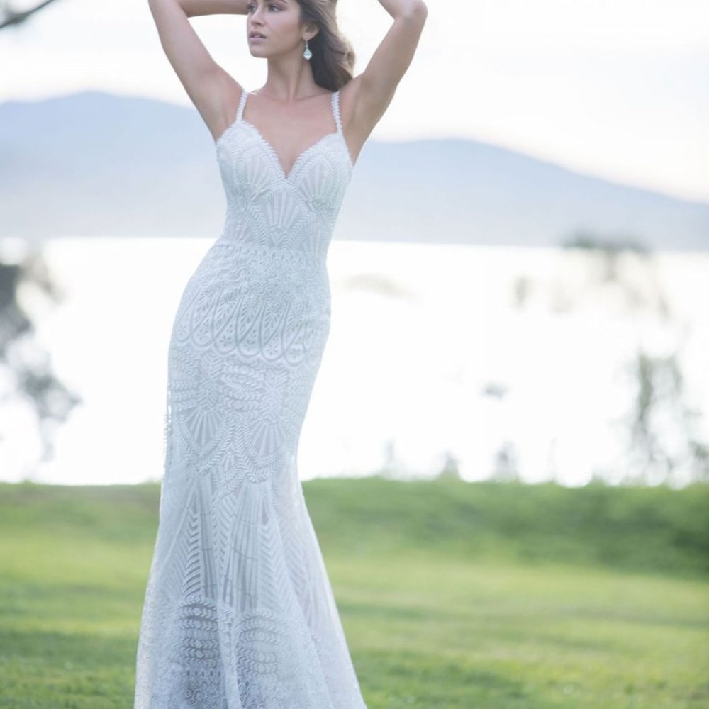 allure 9564 NUDE/IV Wedding Dress size 06